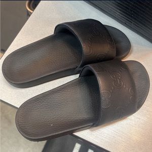 Gucci slides women